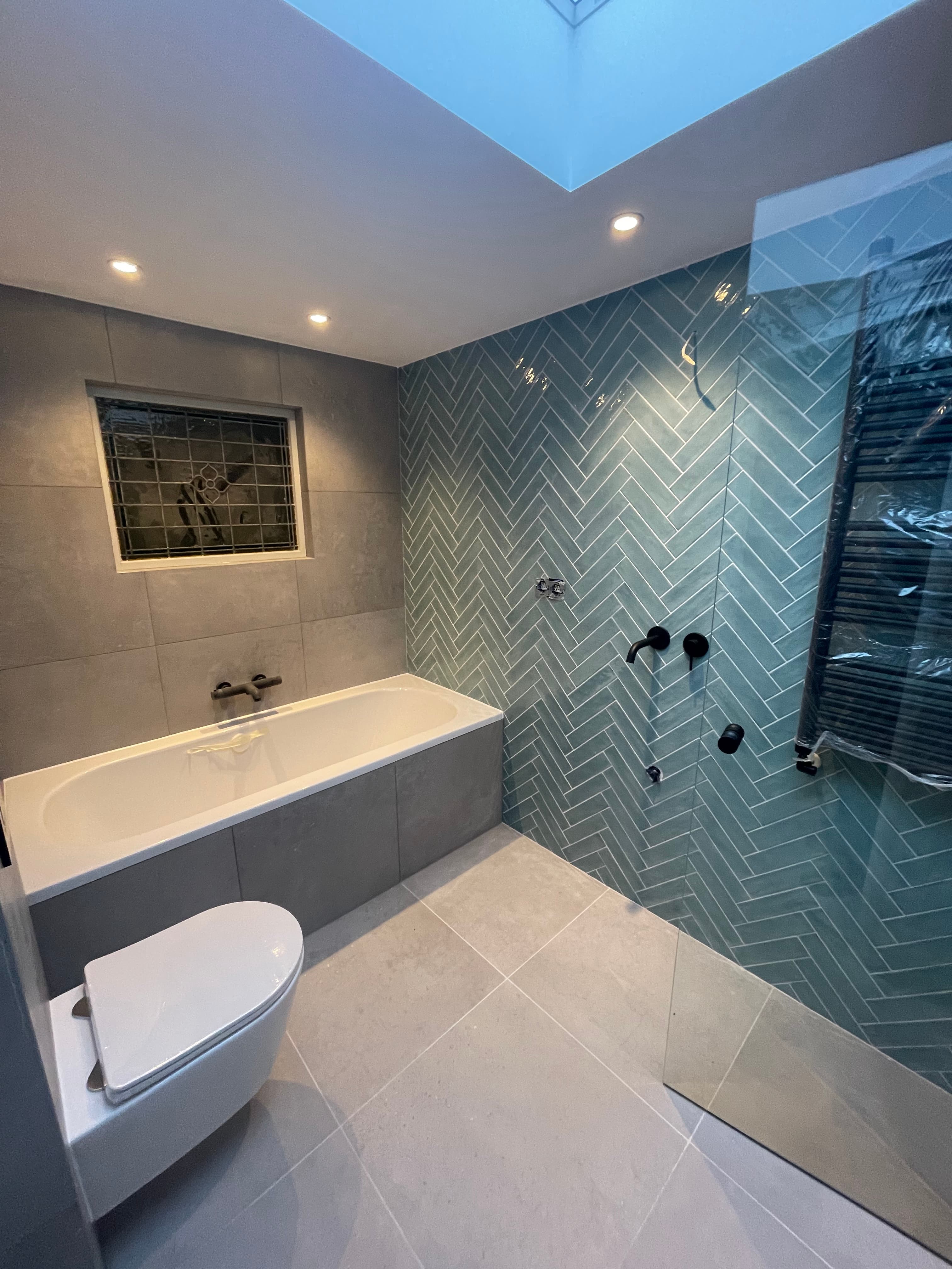 Fully finished bathroom with DEYA Construction in the Netherlands